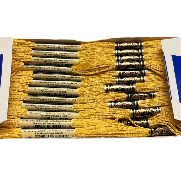 BRAND NEW DMC Floss #3821 STRAW ** 12 Skeins for $10.25 ** Yellow Gold - Picture 7 of 10